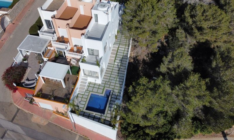 Sale - Villa - Orihuela Costa