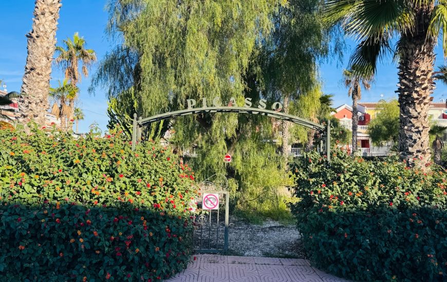 Sale - Rijtjeshuis - Benijófar - 