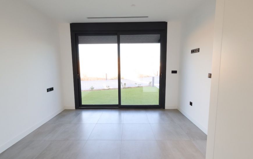 Sale - Villa - Los Alcázares