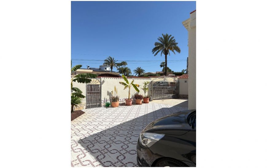 Venta - Villa / Detached - Ciudad Quesada