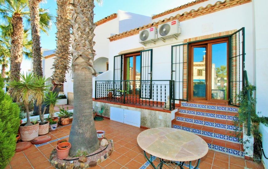 Sale - Bungalow - Villamartin