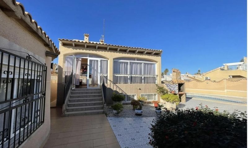 Sale - Villa - Orihuela Costa