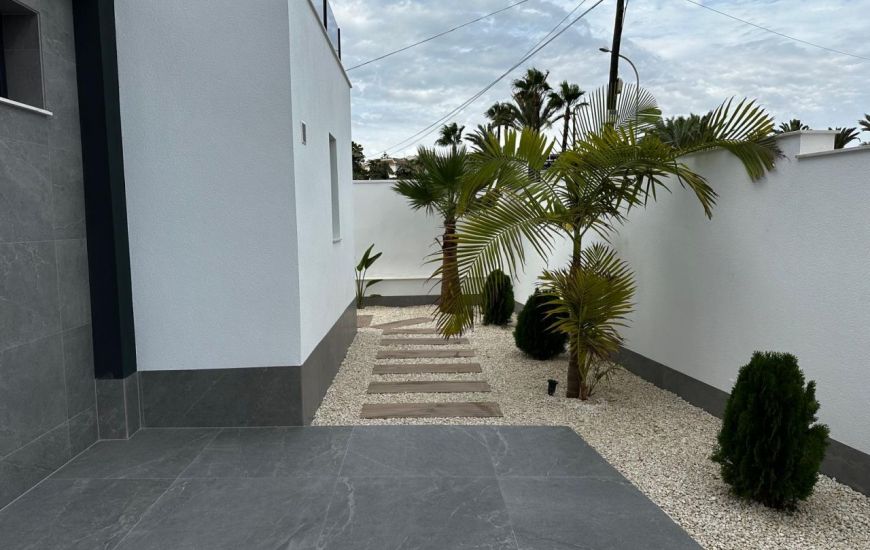 Sale - Villa - Rojales