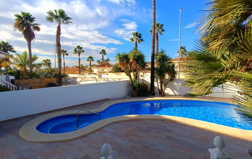 Sale - Villa - Ciudad Quesada