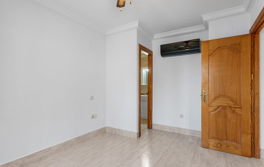 Sale - Ground Floor - Guardamar del Segura