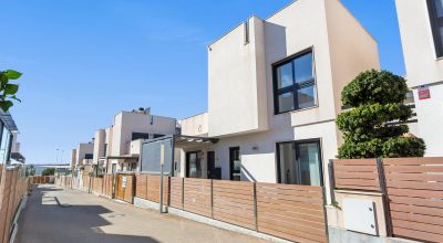 Villa - Sale - Torrevieja - Torrevieja