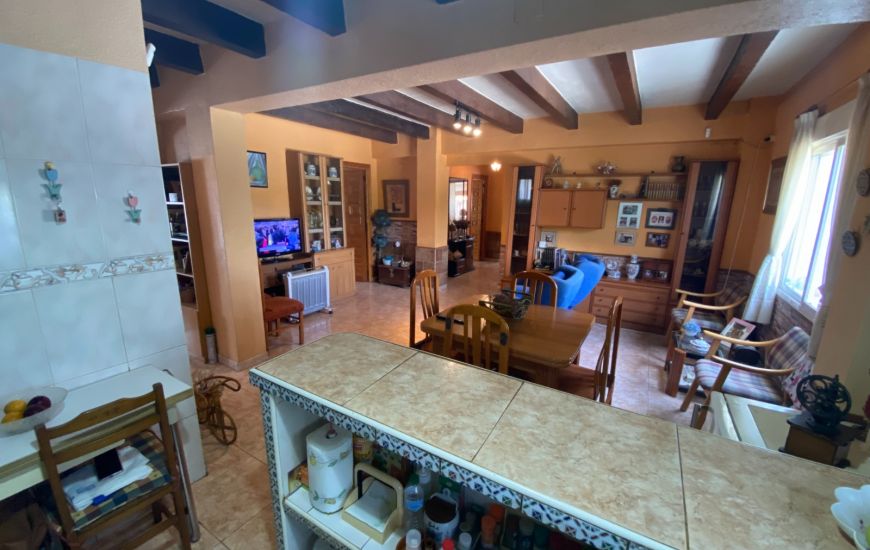 Sale - Country Property - Sax