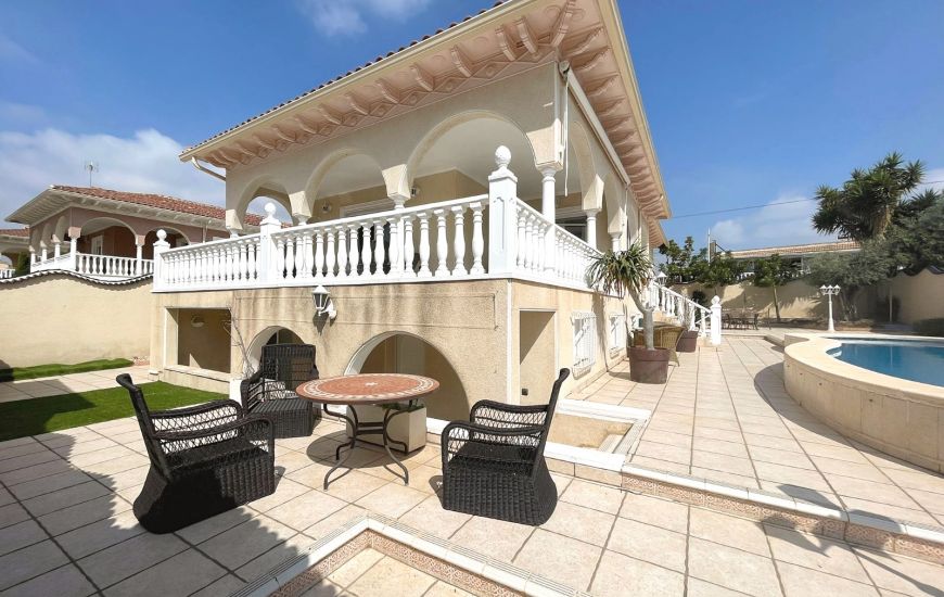 Sale - Villa - Ciudad Quesada