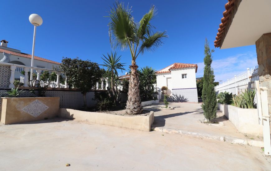 Sale - Villa - Algorfa