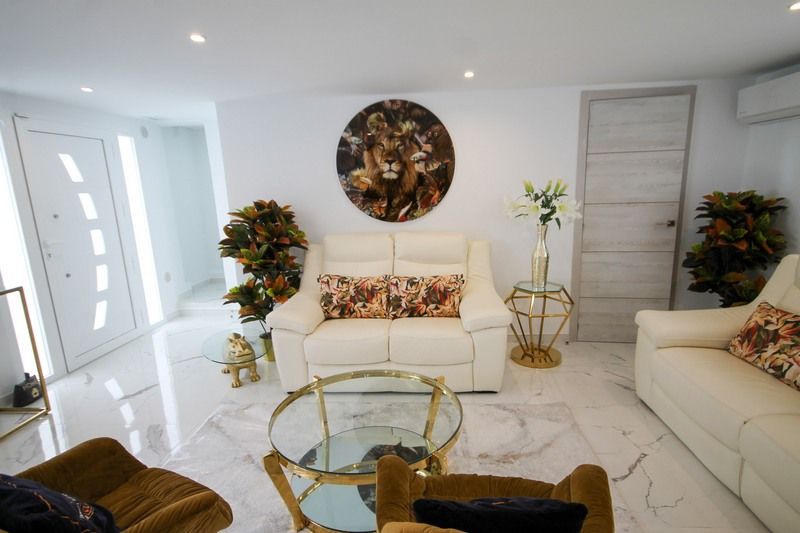 Venta - Villa - San Miguel de Salinas - San Miguel De Salinas