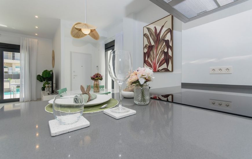 Nueva construcción  - Villa - Entre Naranjos