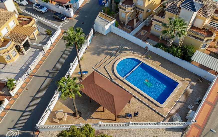 Sale - Villa - Algorfa