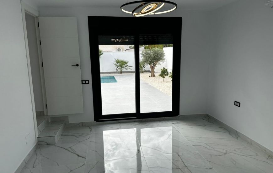 Sale - Villa - Rojales