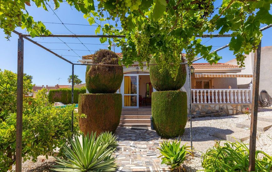 Sale - Villa - Rojales