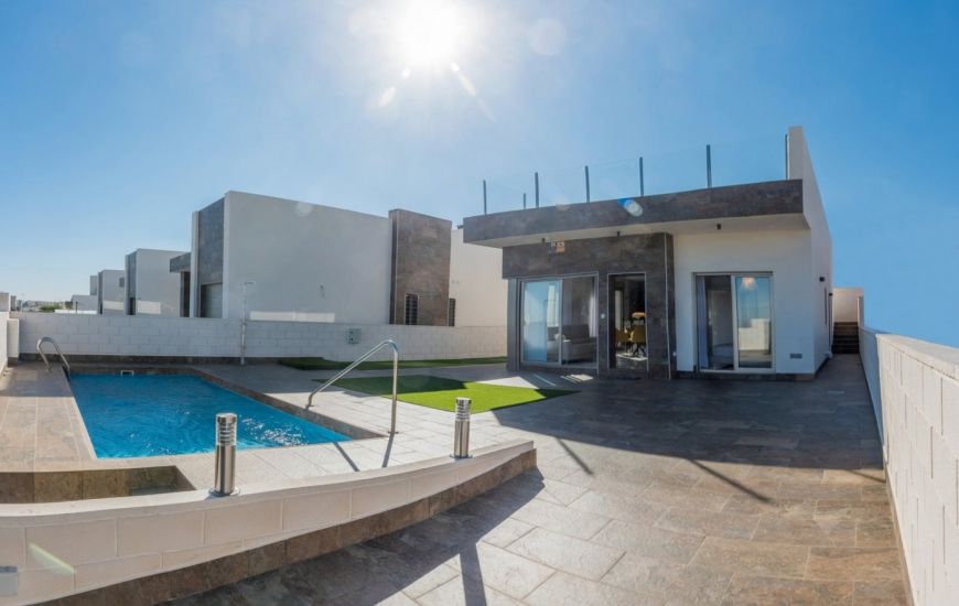 Sale - Villa - Villamartin