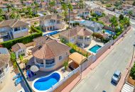 Sale - Villa - Rojales