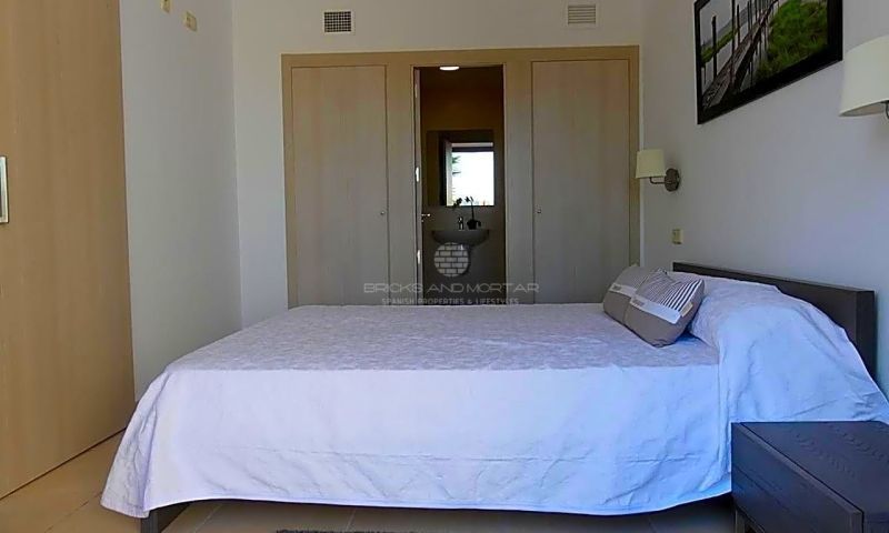Sale - Apartments - Xeresa
