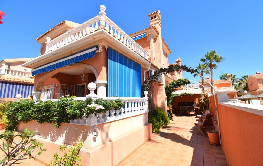 Sale - Villa - Orihuela Costa
