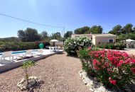 Sale - Villa - Hondon de los Frailes