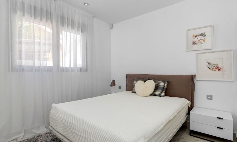 Sale - Villa - Punta Prima