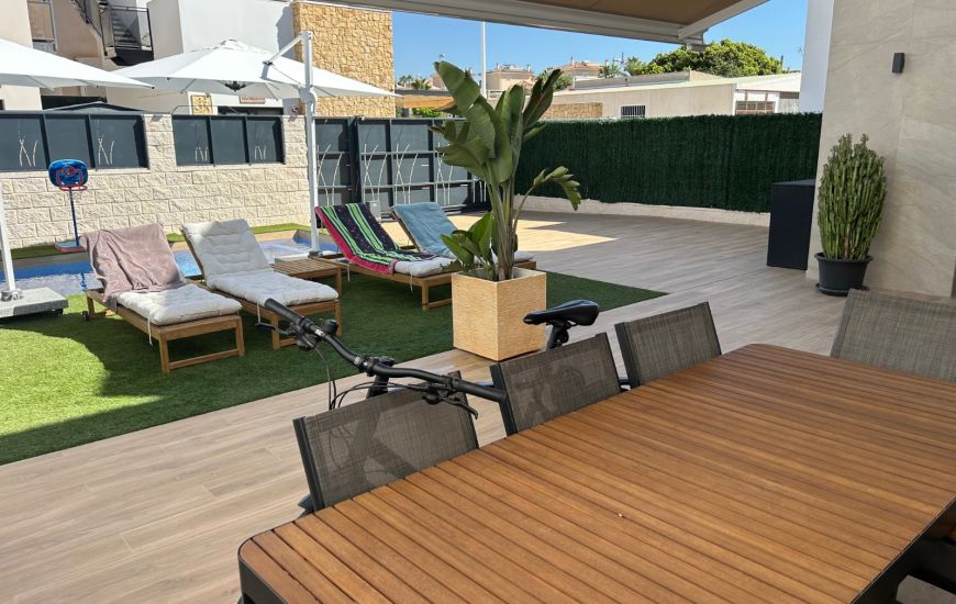 Sale - Villa - Ciudad Quesada
