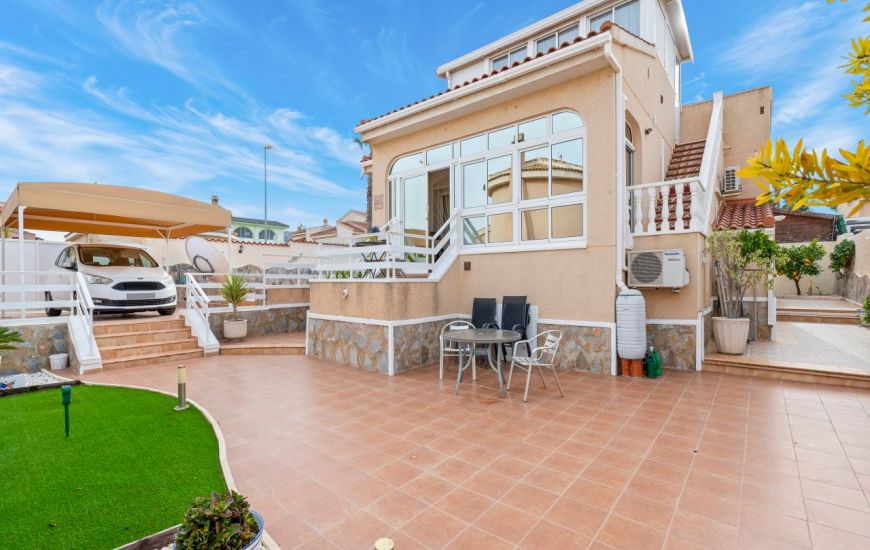 Sale - Villa - Rojales