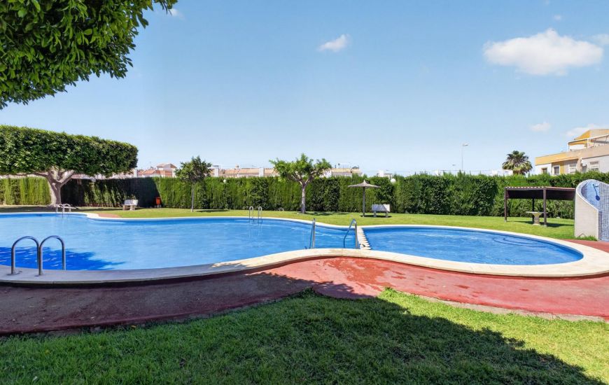 Venta - Ground Floor - Torrevieja
