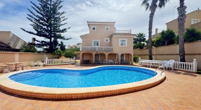 Villa - Sale - La Zenia - La Zenia