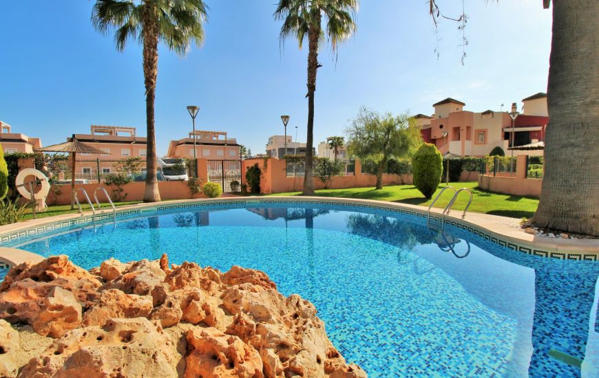 Sale - Apartments - Punta Prima