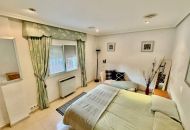 Sale - Villa - Benferri