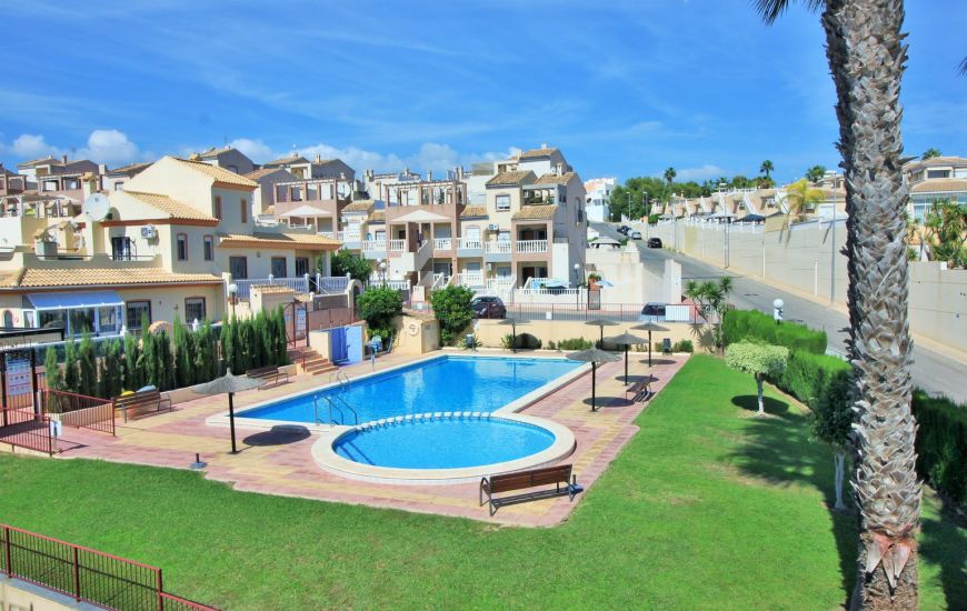 Sale - Townhouse - Villamartin