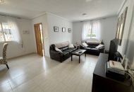 Sale - Half Vrijstaand Huis - Ciudad Quesada