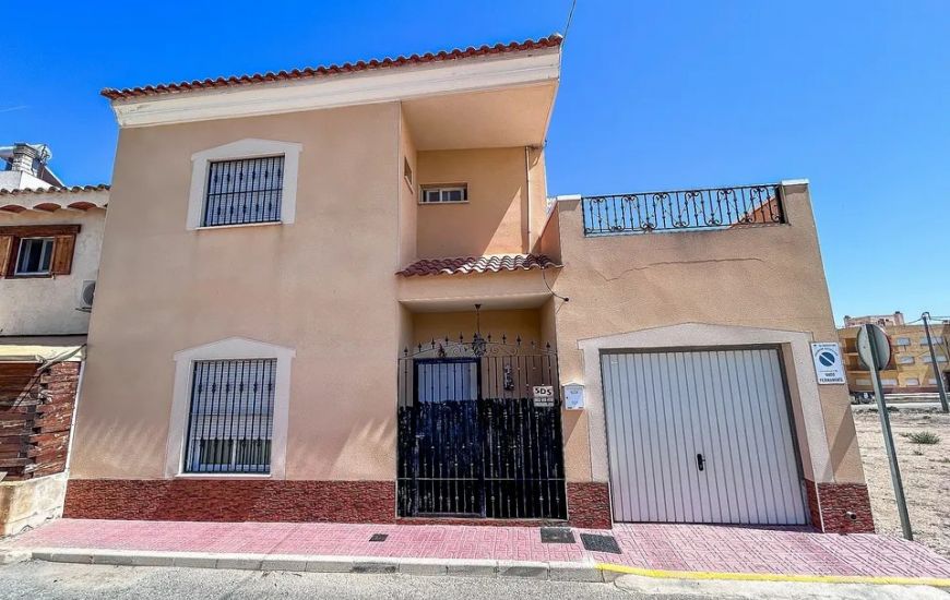 Sale - Rijtjeshuis - Hondon de los Frailes