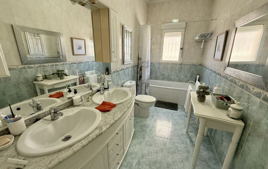 Venta - Villa - Benimar