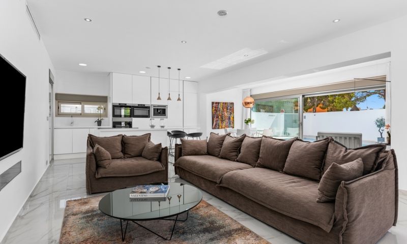 Sale - Villa - Punta Prima