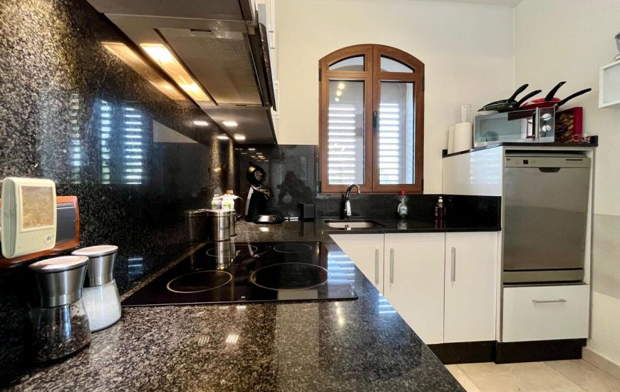Sale - Villa - Villamartin