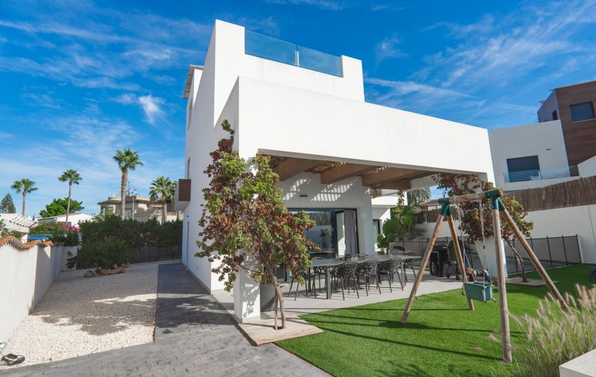Sale - Villa - Ciudad Quesada