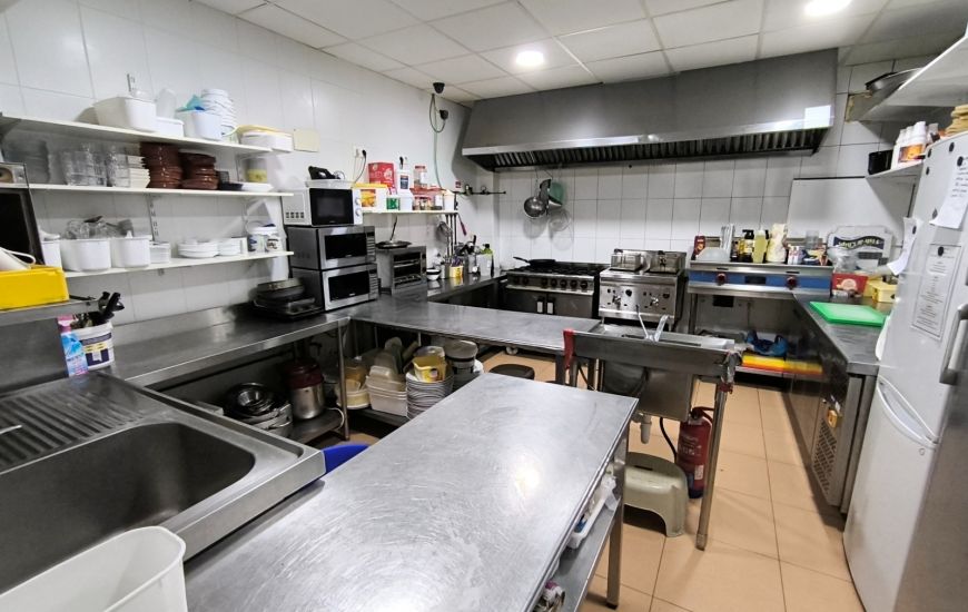 Sale - Commercieel - Villamartin