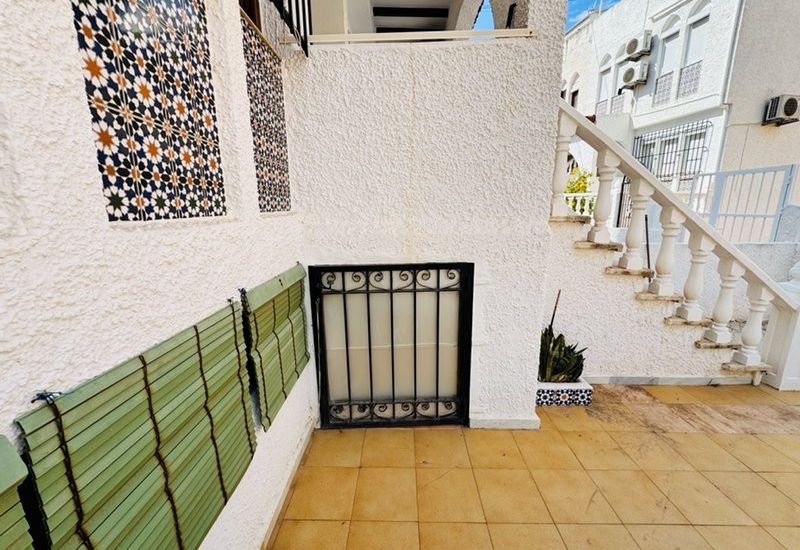 Sale - Townhouse / Duplex/Corner - 