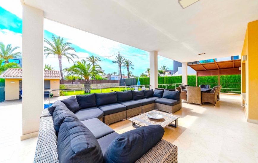 Sale - Villa - Cabo Roig