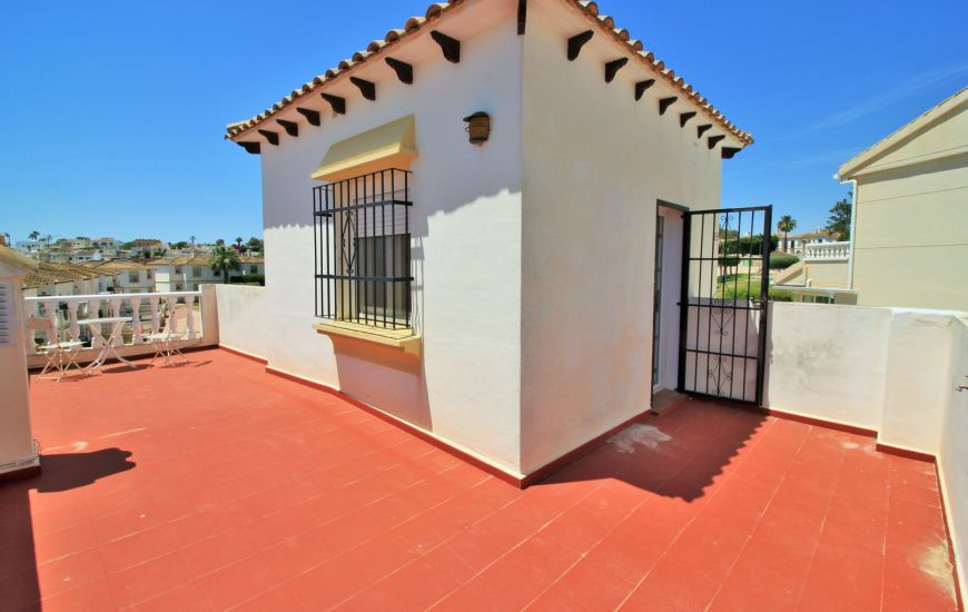 Sale - Townhouse - Villamartin