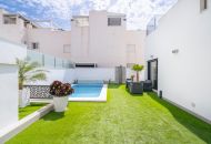 Venta - Villa - Torrevieja