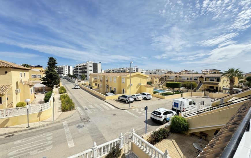 Sale - Apartments - Villamartin