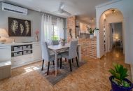 Sale - Villa - El Raso
