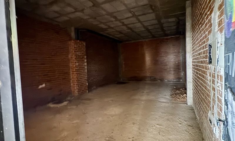 Sale - Commercial - 