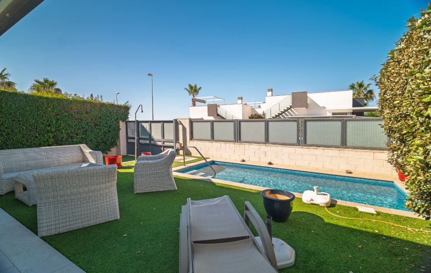 Sale - Villa - Ciudad Quesada