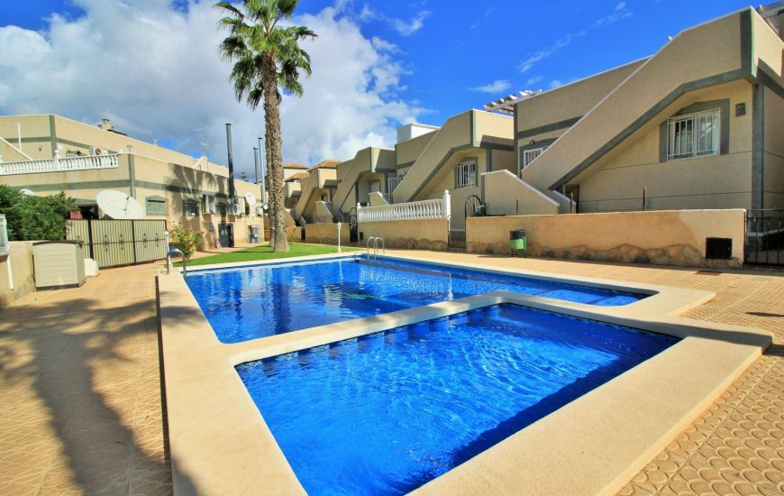 Sale - Apartments - Villamartin