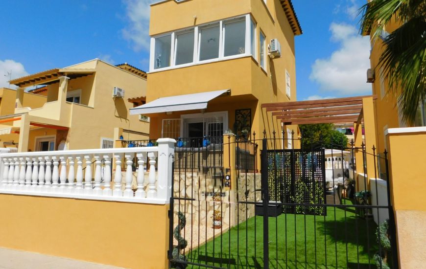 Sale - Villa - Orihuela Costa