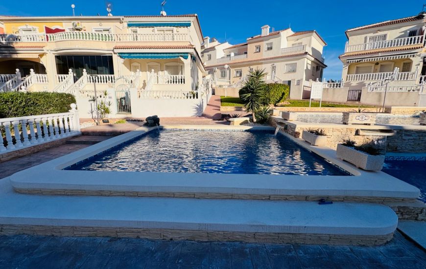 Sale - Rijtjeshuis - Benijófar - 