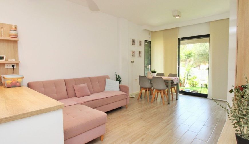 Sale - Villa - La Zenia